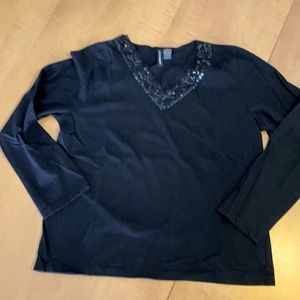 V-neck Sequined Tee